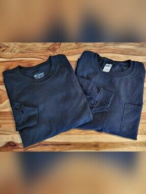 Gildan Men's Black Long Sleeve Tees NWOT